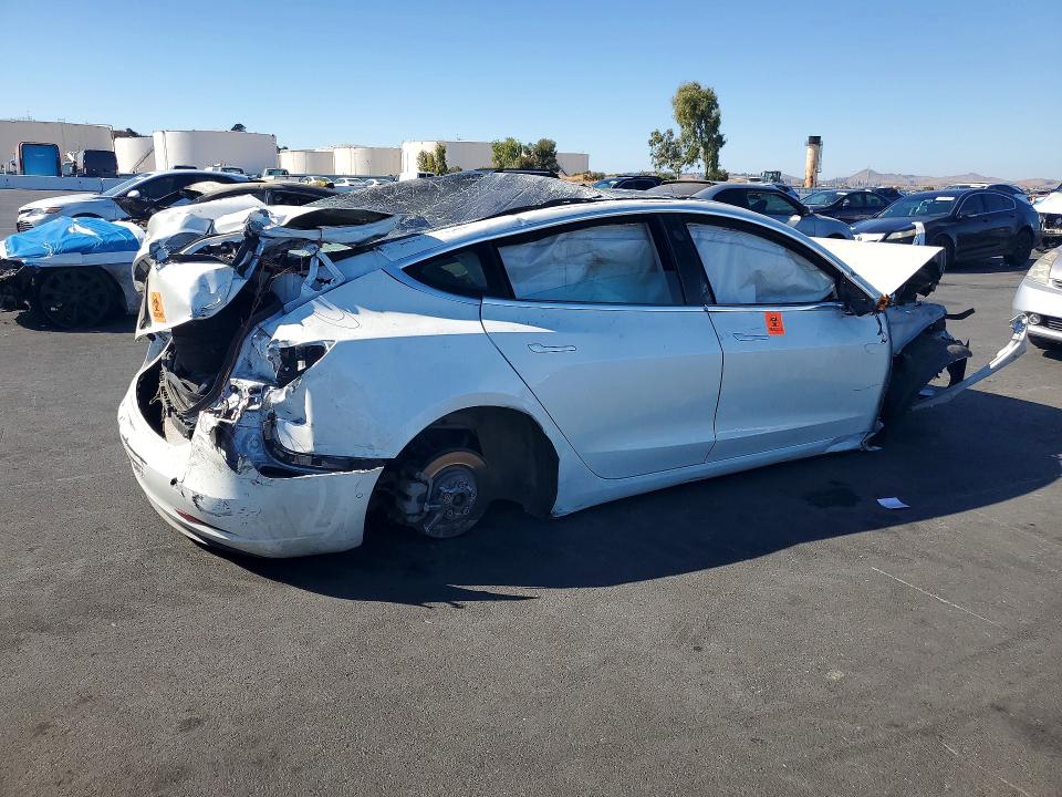 Продажа на аукционе авто 2019 Tesla Model 3, vin: 5YJ3E1EA3KF330998, номер лота: 71847186