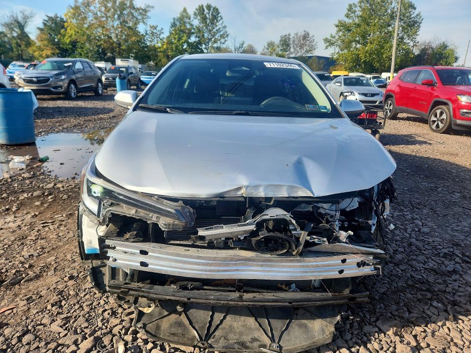 Продажа на аукционе авто 2023 Toyota Corolla Hybrid, vin: JTDBDMHE2PJ003815, номер лота: 71102346