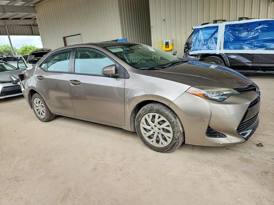 Продажа на аукционе авто 2017 Toyota Corolla, vin: 5YFBURHE2HP662391, номер лота: 71478376