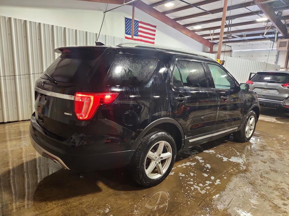 71049036 :رقم المزاد ، 1FM5K8DHXGGC63608 vin ، 2016 Ford Explorer مزاد بيع