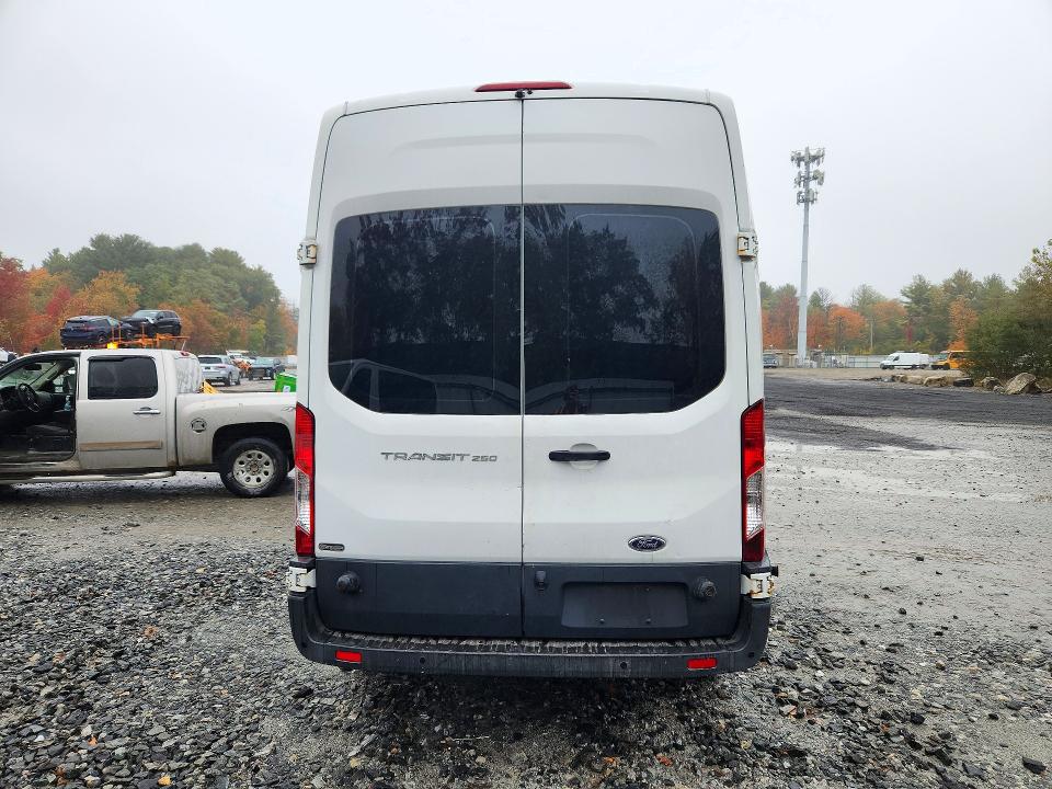 71649346 :رقم المزاد ، 1FTYR2XM3GKB21990 vin ، 2016 Ford Transit مزاد بيع