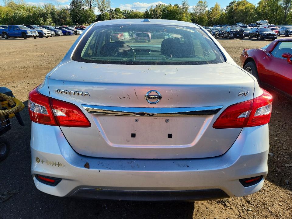 2018 Nissan Sentra მანქანა იყიდება აუქციონზე, vin: 3N1AB7AP8JY286399, აუქციონის ნომერი: 71260266
