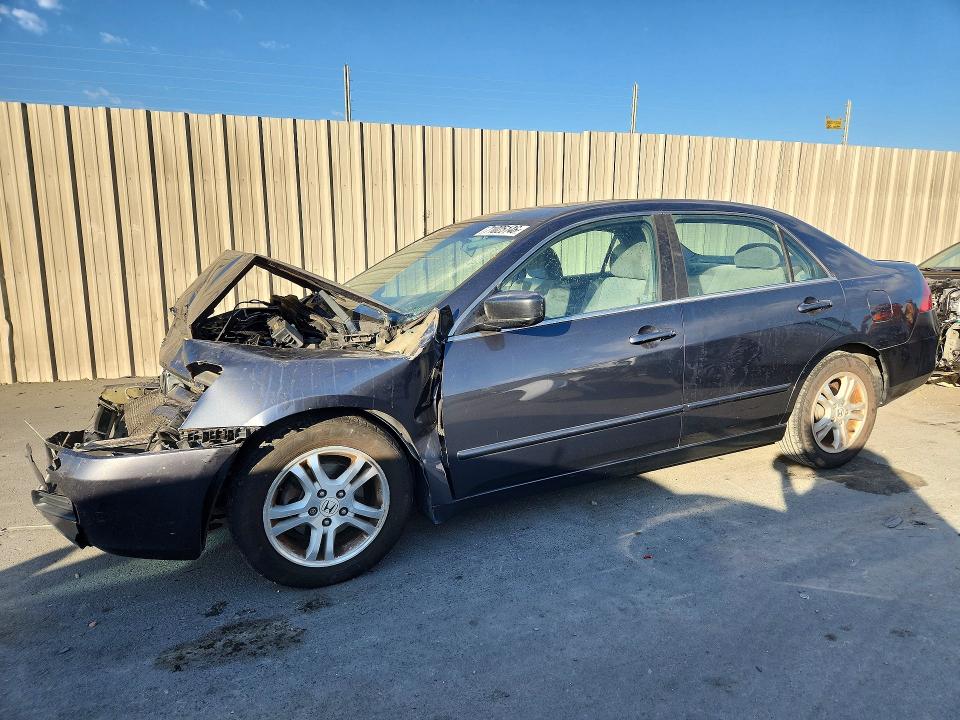 71025146 :رقم المزاد ، 1HGCM567X7A179933 vin ، 2007 Honda Accord مزاد بيع