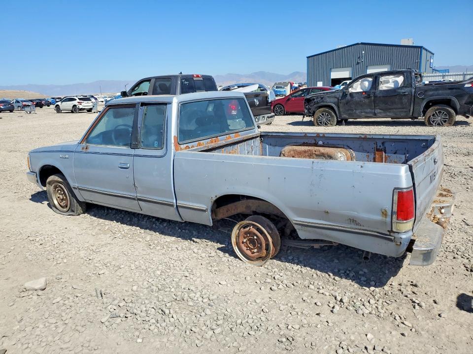 70946796 :رقم المزاد ، JN6ND06S4FW020158 vin ، 1985 Nissan Pickup مزاد بيع