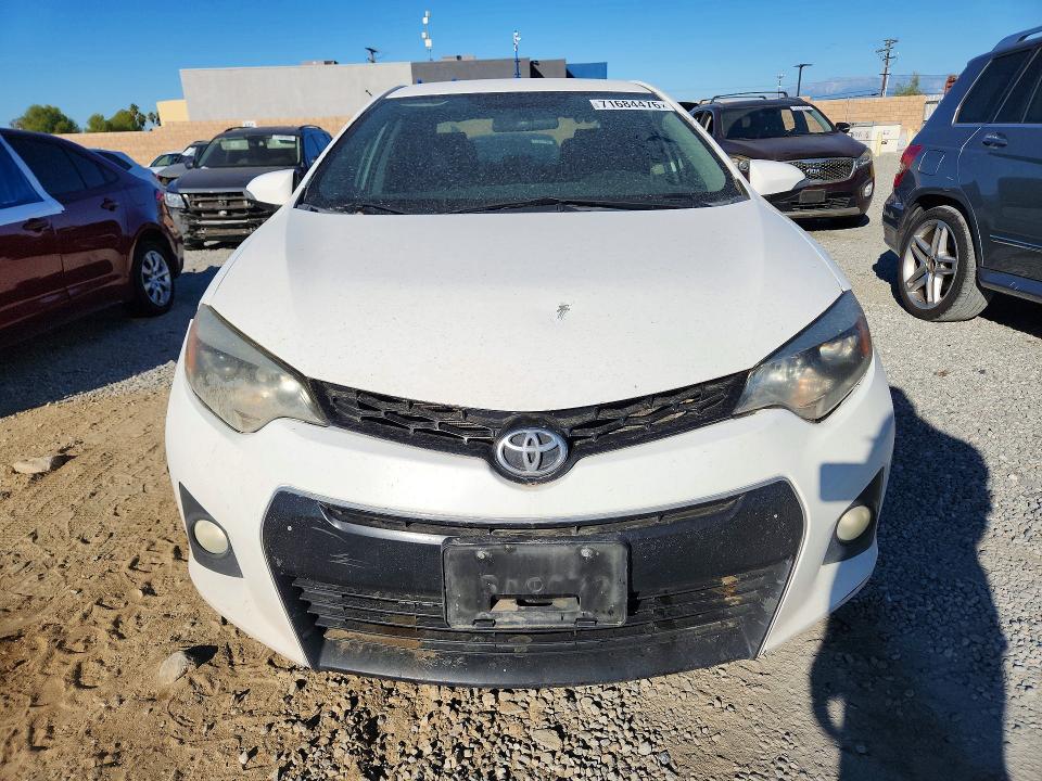 71684476 :رقم المزاد ، 5YFBURHE8GP470004 vin ، 2016 Toyota Corolla مزاد بيع
