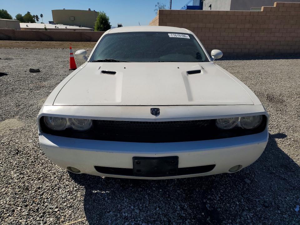 71619186 :رقم المزاد ، 2B3CJ5DT4AH174521 vin ، 2010 Dodge Challenger مزاد بيع