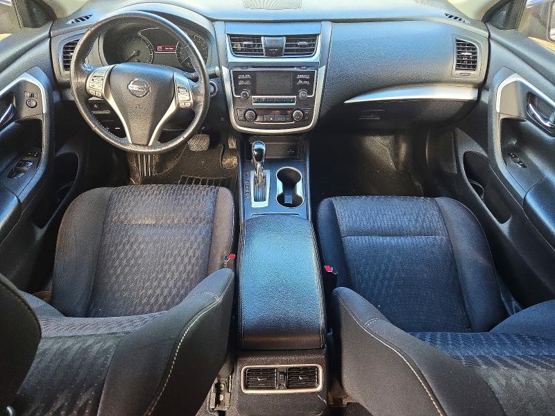 2017 Nissan Altima მანქანა იყიდება აუქციონზე, vin: 1N4AL3AP0HN349415, აუქციონის ნომერი: 71722616