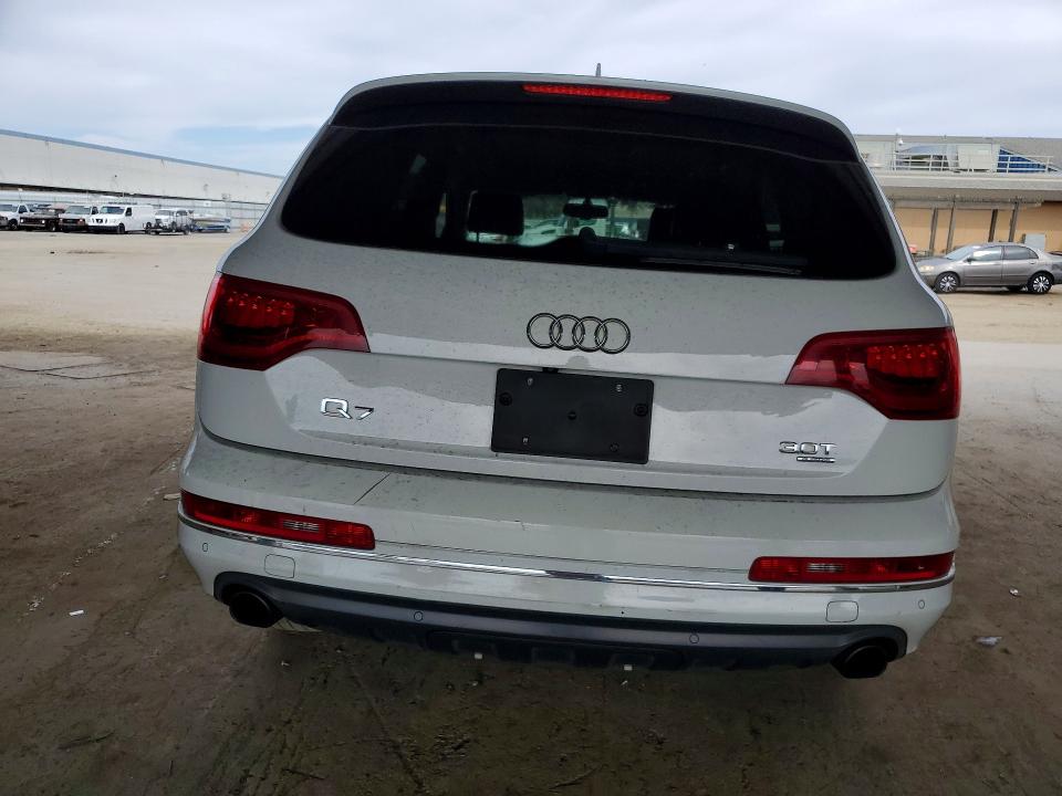 71673226 :رقم المزاد ، WA1CGAFEXFD008801 vin ، 2015 Audi Q7 مزاد بيع