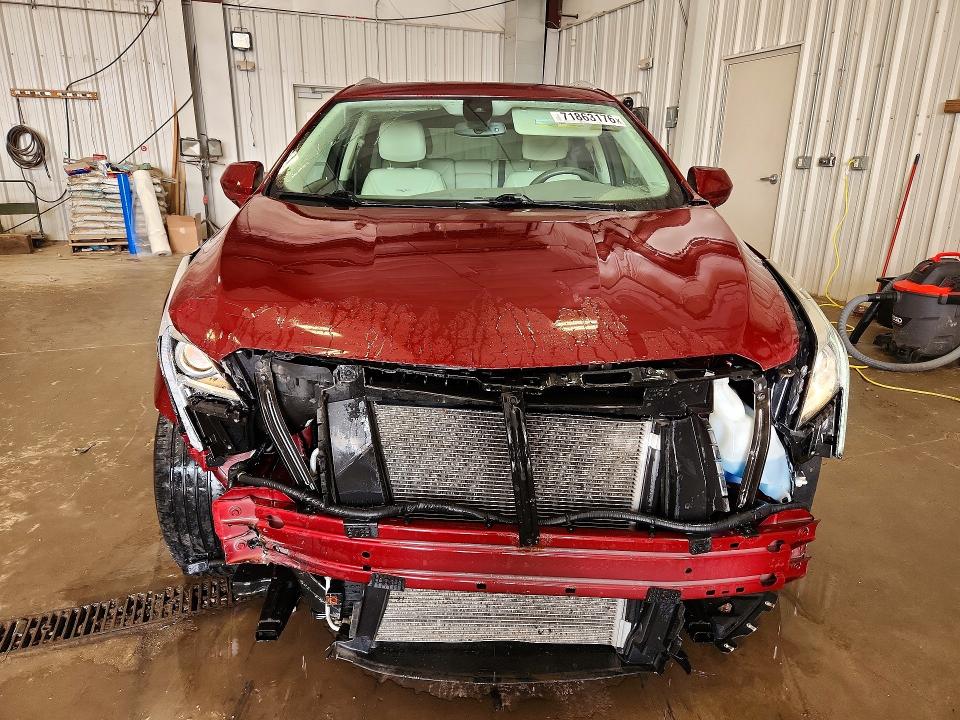 2018 Cadillac Xt5 მანქანა იყიდება აუქციონზე, vin: 1GYKNDRS1JZ181266, აუქციონის ნომერი: 71863176