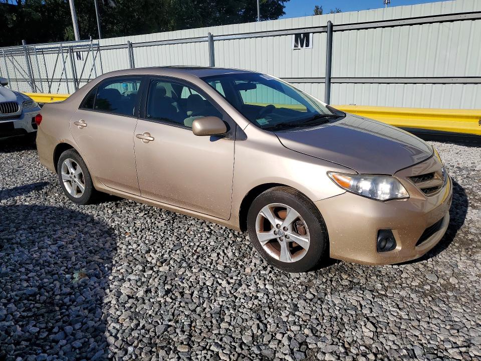 72768796 :رقم المزاد ، 2T1BU4EE7CC827674 vin ، 2012 Toyota Corolla مزاد بيع