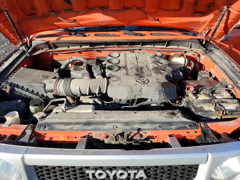 71810496 :رقم المزاد ، JTEBU4BF7EK178730 vin ، 2014 Toyota Fj Cruiser مزاد بيع