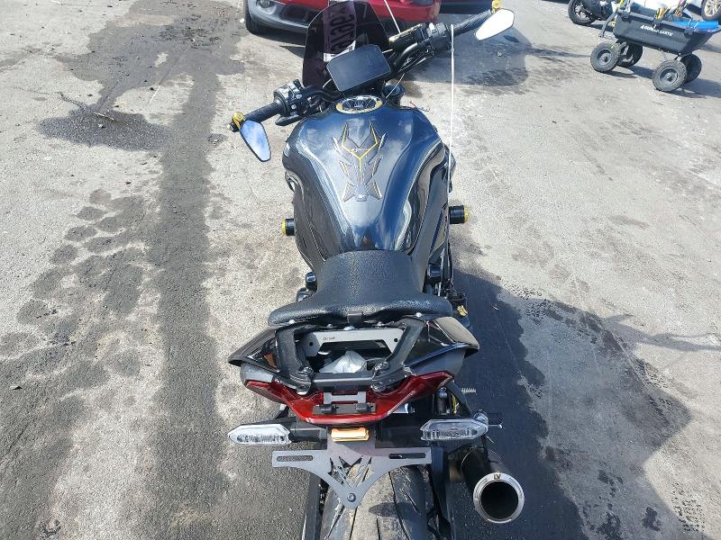 72779796 :رقم المزاد ، ML5ZRDS17SDA00516 vin ، 2025 Kawasaki Zr900 مزاد بيع