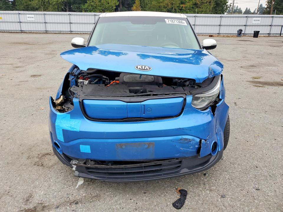 2016 Kia Soul Ev მანქანა იყიდება აუქციონზე, vin: KNDJP3AE0G7016132, აუქციონის ნომერი: 71871366