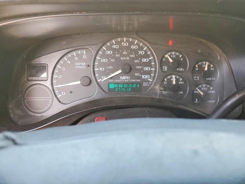 70894236 :رقم المزاد ، 2GCEC19V821190039 vin ، 2002 Chevrolet Silverado مزاد بيع