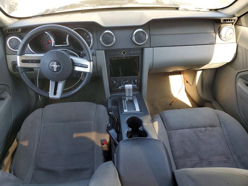 71682486 :رقم المزاد ، 1ZVFT80N855196711 vin ، 2005 Ford Mustang مزاد بيع