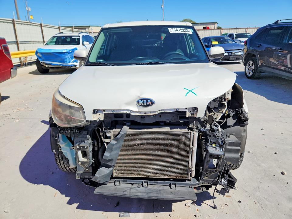 Продажа на аукционе авто 2015 Kia Soul, vin: KNDJP3A53F7212760, номер лота: 71410936