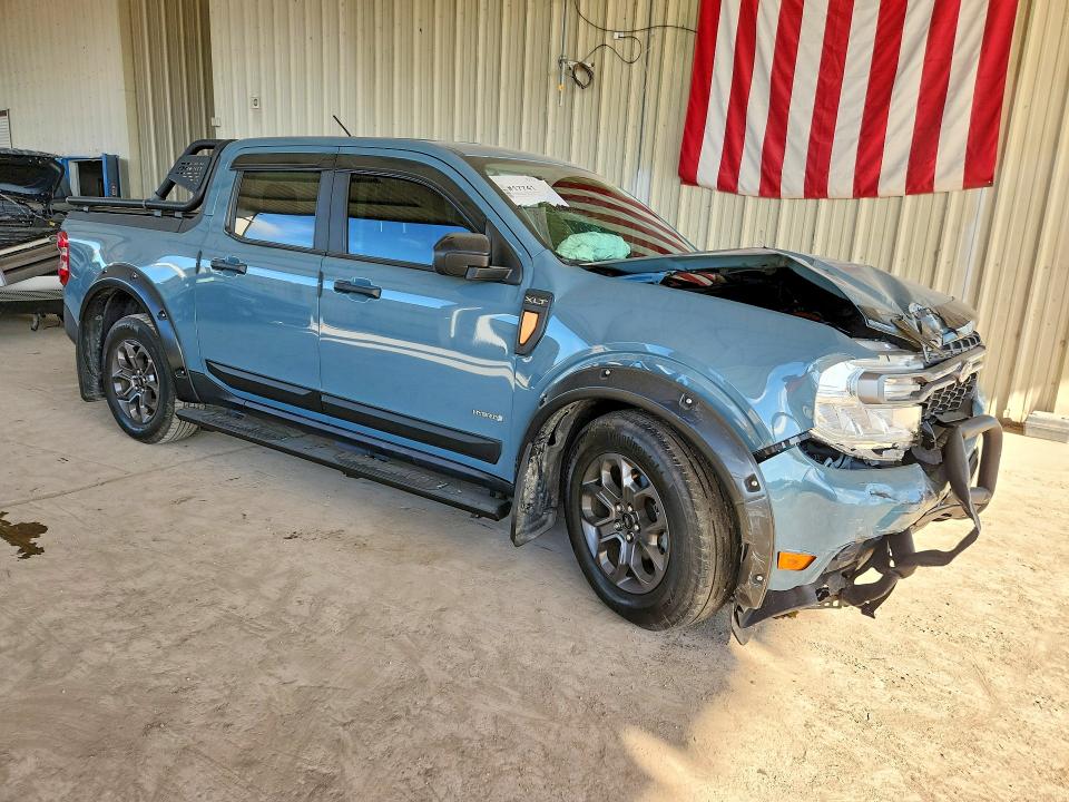 Продажа на аукционе авто 2023 Ford Maverick, vin: 3FTTW8E38PRA34940, номер лота: 71878916