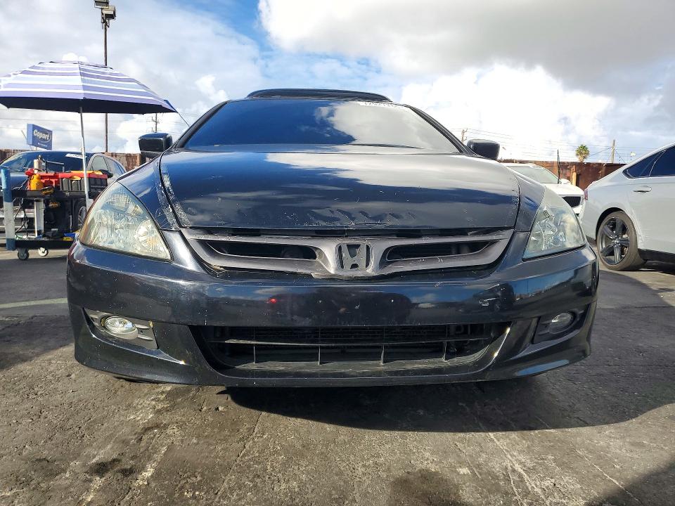 2006 Honda Accord მანქანა იყიდება აუქციონზე, vin: 1HGCM72656A021670, აუქციონის ნომერი: 72927266