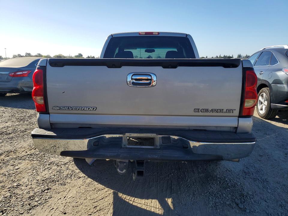 2005 Chevrolet Silverado მანქანა იყიდება აუქციონზე, vin: 1GCEC19Z55Z329574, აუქციონის ნომერი: 71225536