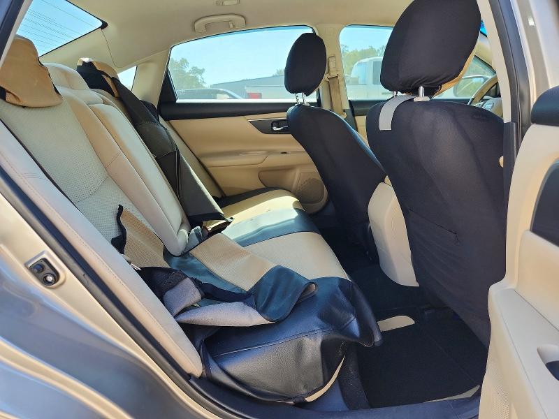 Продажа на аукционе авто 2015 Nissan Altima, vin: 1N4AL3AP8FC450114, номер лота: 71600936