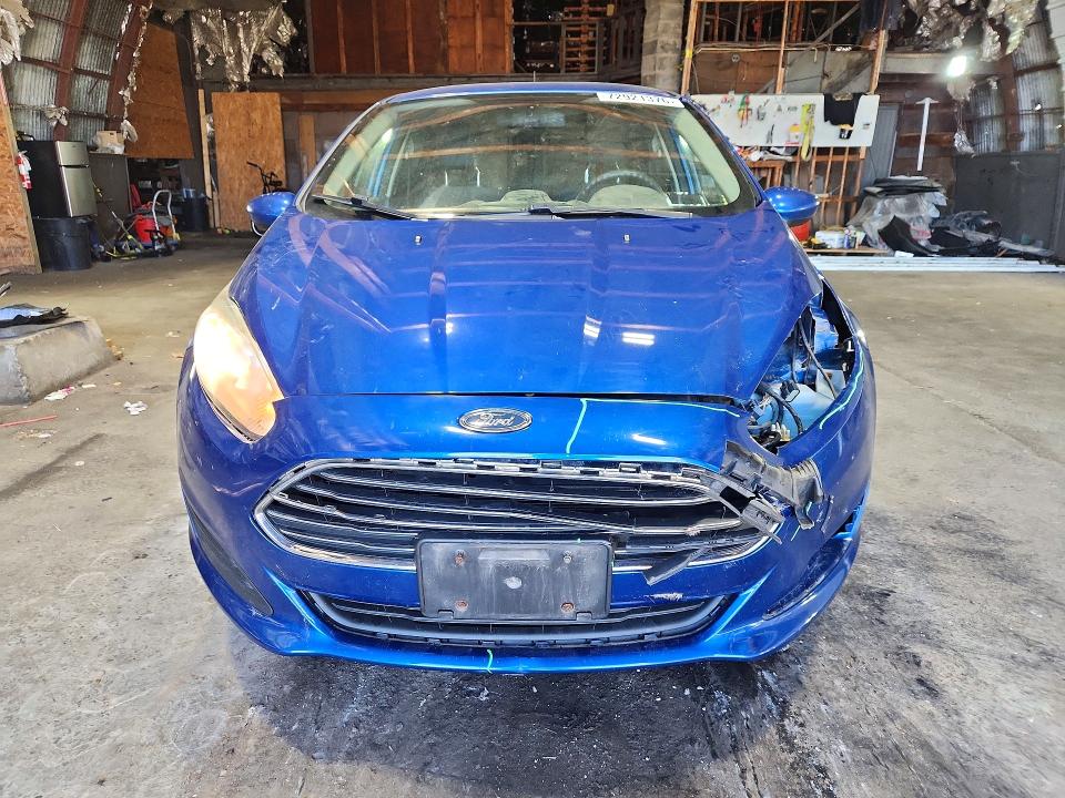 72921376 :رقم المزاد ، 3FADP4EJ2JM101387 vin ، 2018 Ford Fiesta مزاد بيع