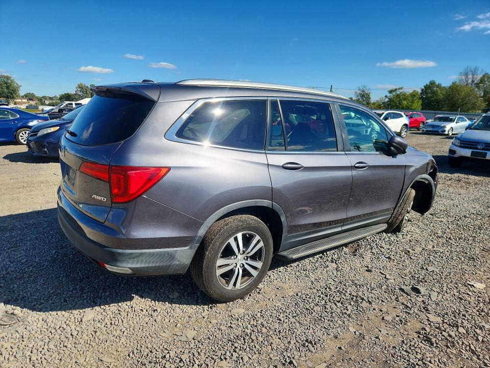 70558556 :رقم المزاد ، 5FNYF6H74JB070786 vin ، 2018 Honda Pilot مزاد بيع