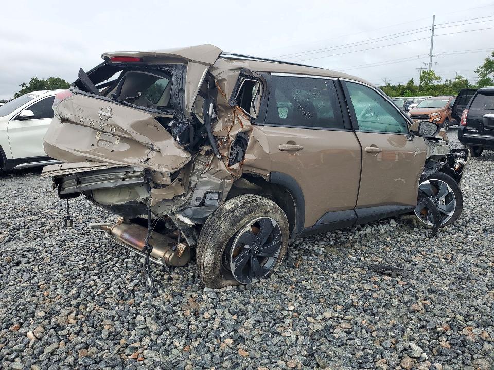 71304866 :رقم المزاد ، 5N1BT3BB8SC770492 vin ، 2025 Nissan Rogue مزاد بيع