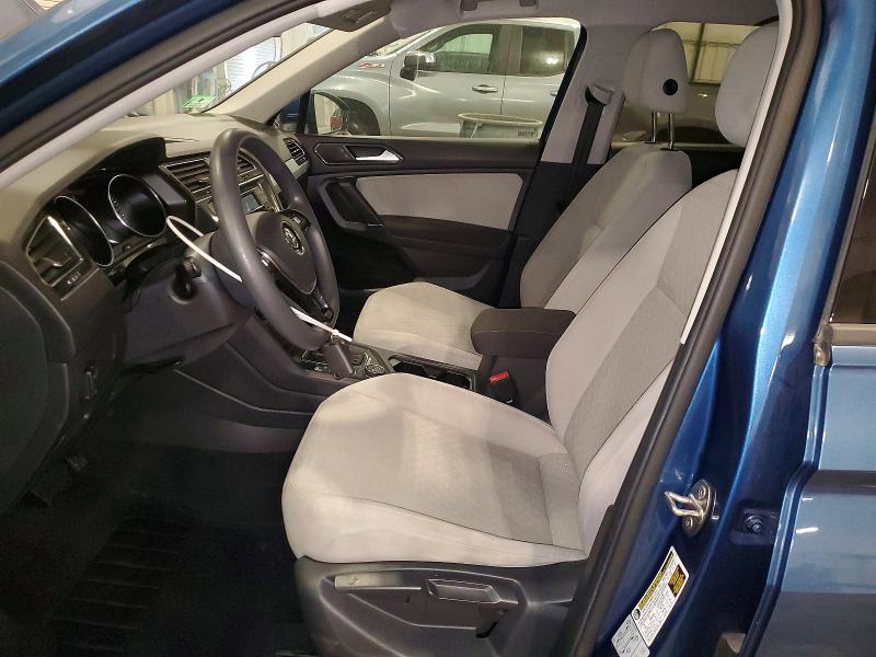 71484066 :رقم المزاد ، 3VV0B7AX1JM123532 vin ، 2018 Volkswagen Tiguan مزاد بيع