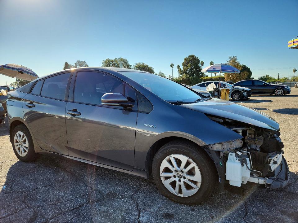 2017 Toyota Prius მანქანა იყიდება აუქციონზე, vin: JTDKBRFU1H3041703, აუქციონის ნომერი: 71684696