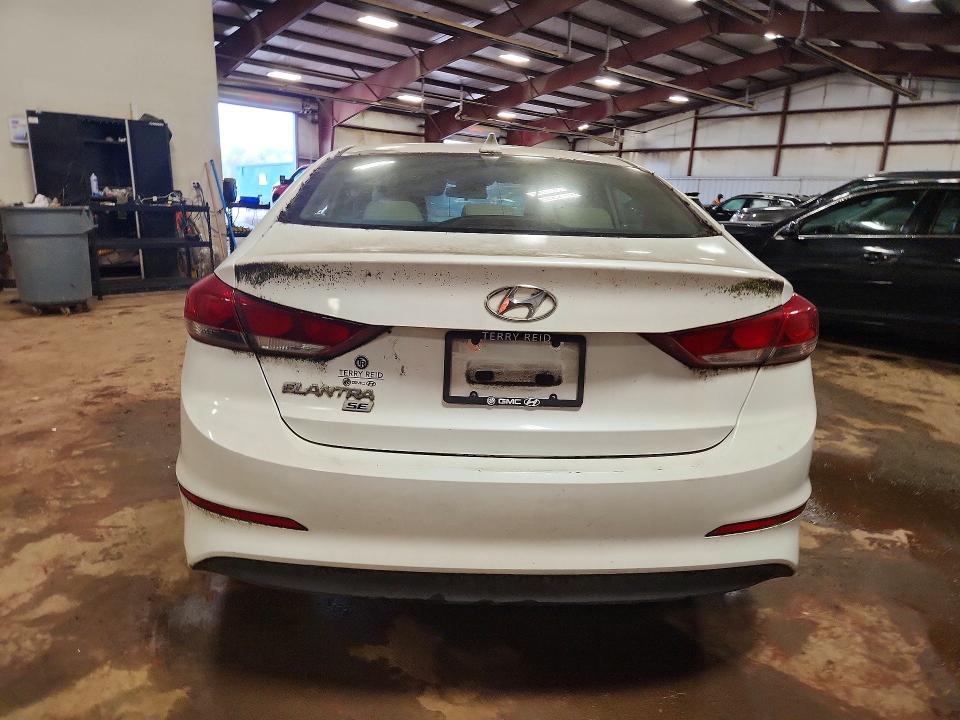 Продажа на аукционе авто 2017 Hyundai Elantra, vin: 5NPD74LF5HH142394, номер лота: 70293336
