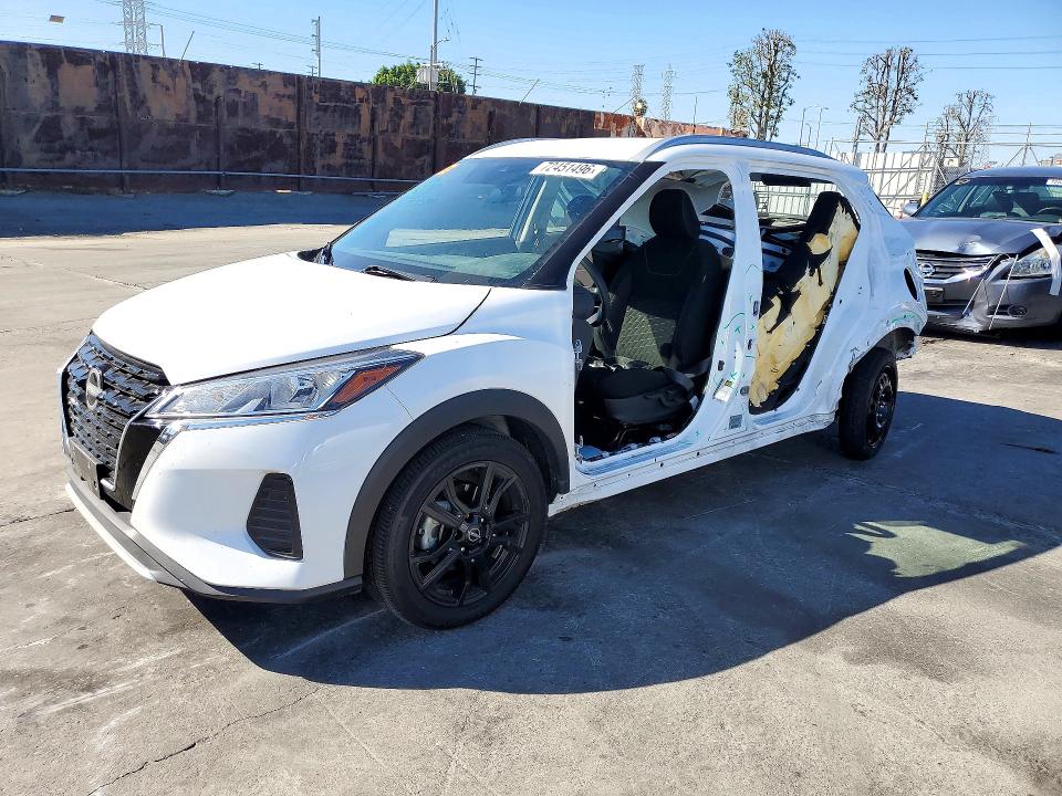 72451496 :رقم المزاد ، 3N1CP5CV2PL521248 vin ، 2023 Nissan Kicks مزاد بيع