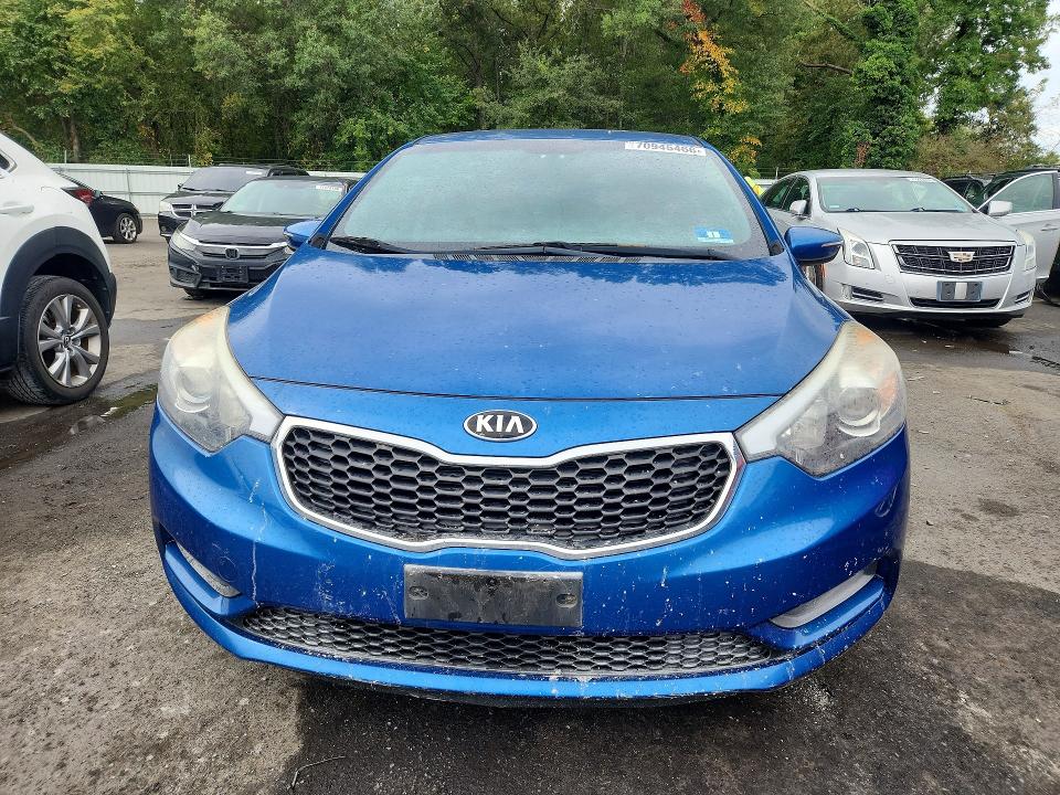 70945466 :رقم المزاد ، KNAFX4A64F5314064 vin ، 2015 Kia Forte مزاد بيع