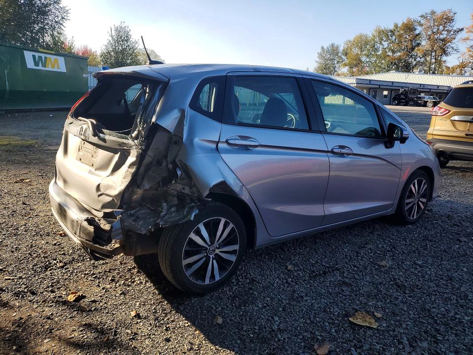 Продажа на аукционе авто 2018 Honda Fit, vin: 3HGGK5H84JM708543, номер лота: 72358976