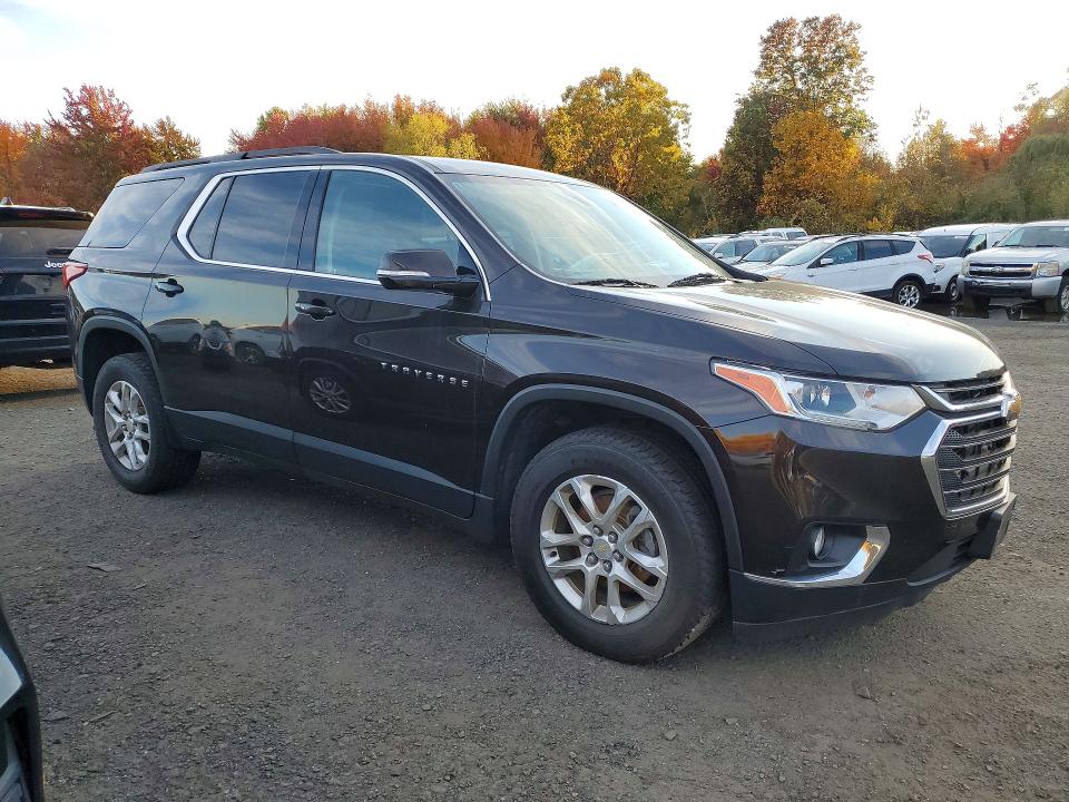 69352336 :رقم المزاد ، 1GNEVGKW4KJ214379 vin ، 2019 Chevrolet Traverse مزاد بيع
