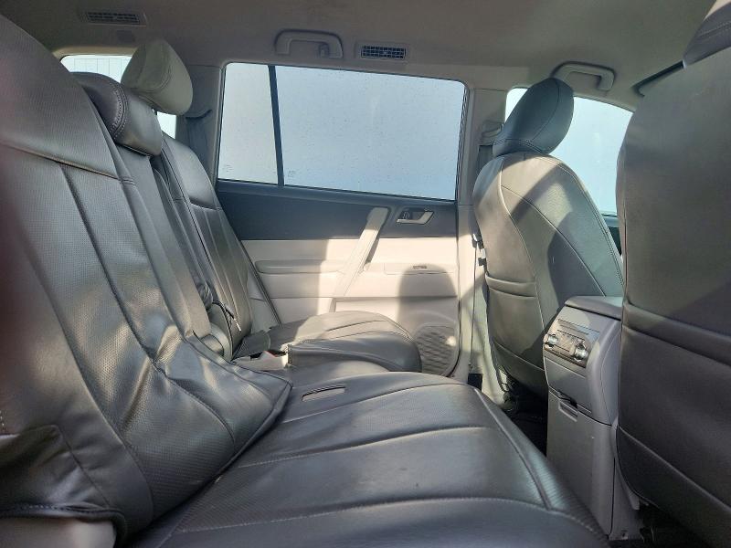 Продажа на аукционе авто 2011 Toyota Highlander, vin: 5TDBK3EH0BS061674, номер лота: 72685516