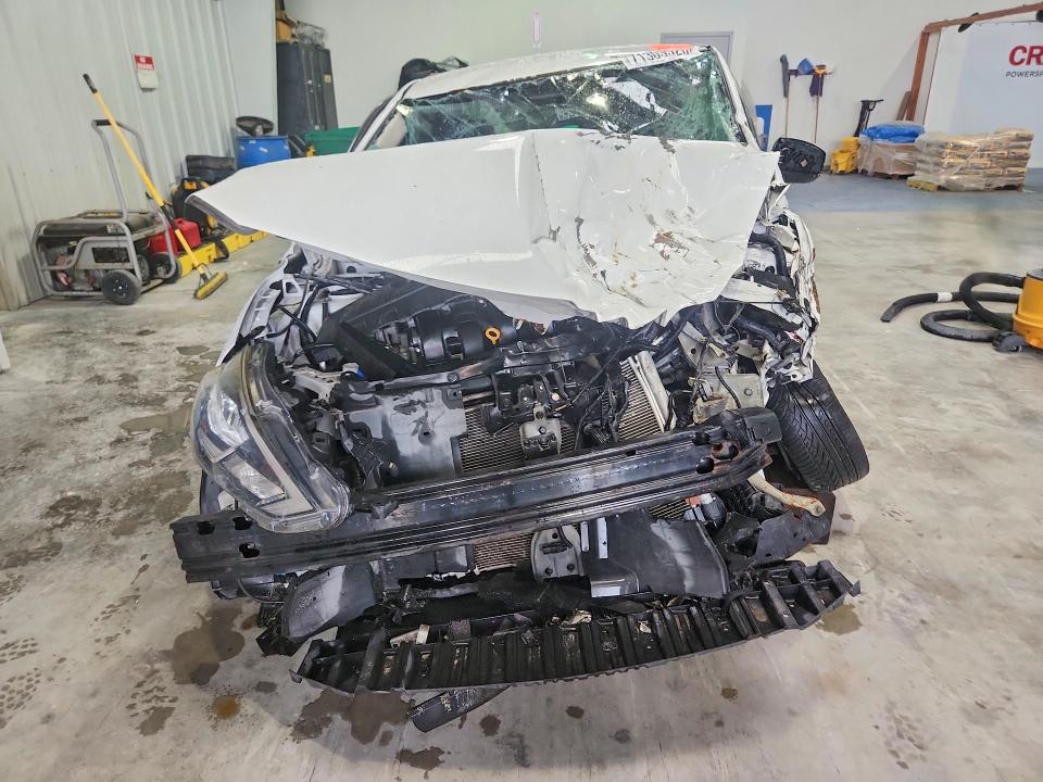 2017 Nissan Sentra მანქანა იყიდება აუქციონზე, vin: 3N1AB7APXHY259022, აუქციონის ნომერი: 71303326