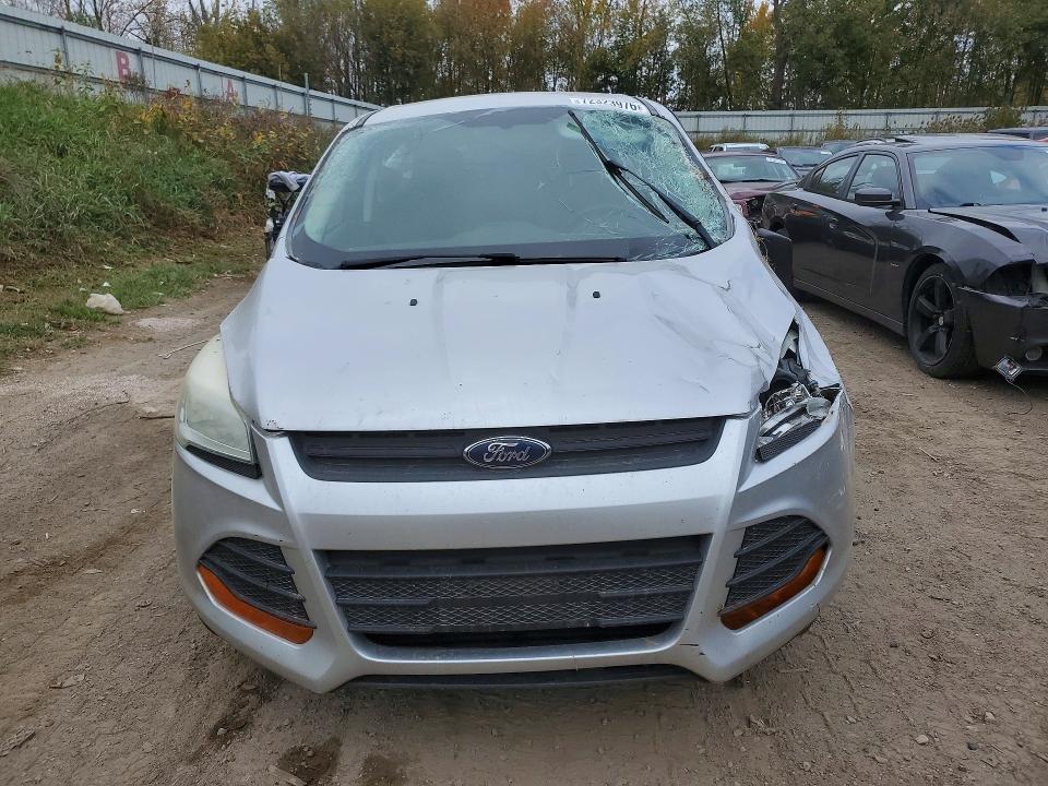 2013 Ford Escape მანქანა იყიდება აუქციონზე, vin: 1FMCU0F79DUC13223, აუქციონის ნომერი: 72323976