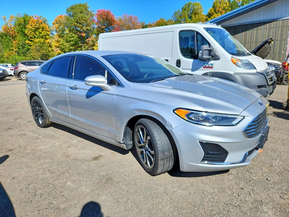 2019 Ford Fusion მანქანა იყიდება აუქციონზე, vin: 3FA6P0CDXKR140327, აუქციონის ნომერი: 71940696