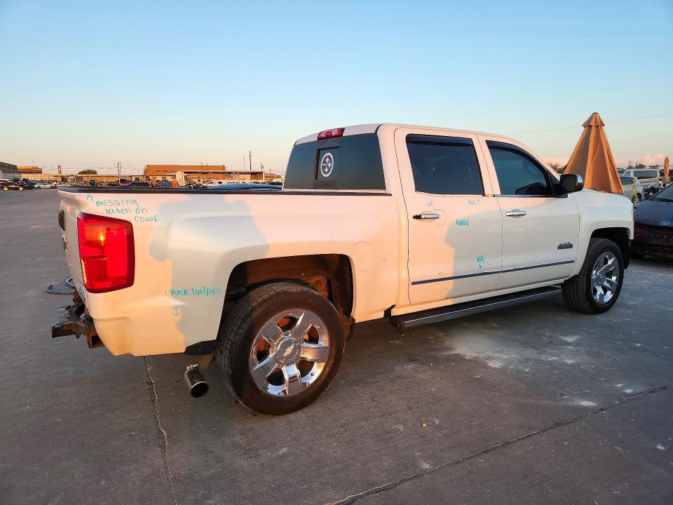 72747286 :رقم المزاد ، 3GCUKTEJ2JG122208 vin ، 2018 Chevrolet Silverado مزاد بيع