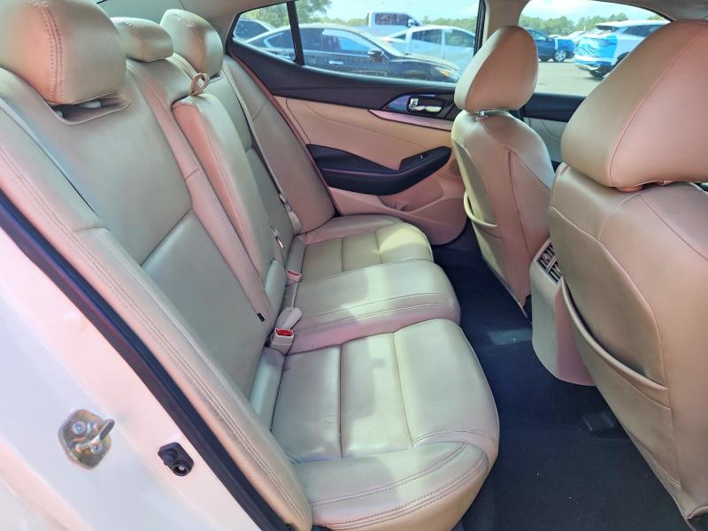 Продажа на аукционе авто 2017 Nissan Maxima, vin: 1N4AA6AP2HC369331, номер лота: 70381476