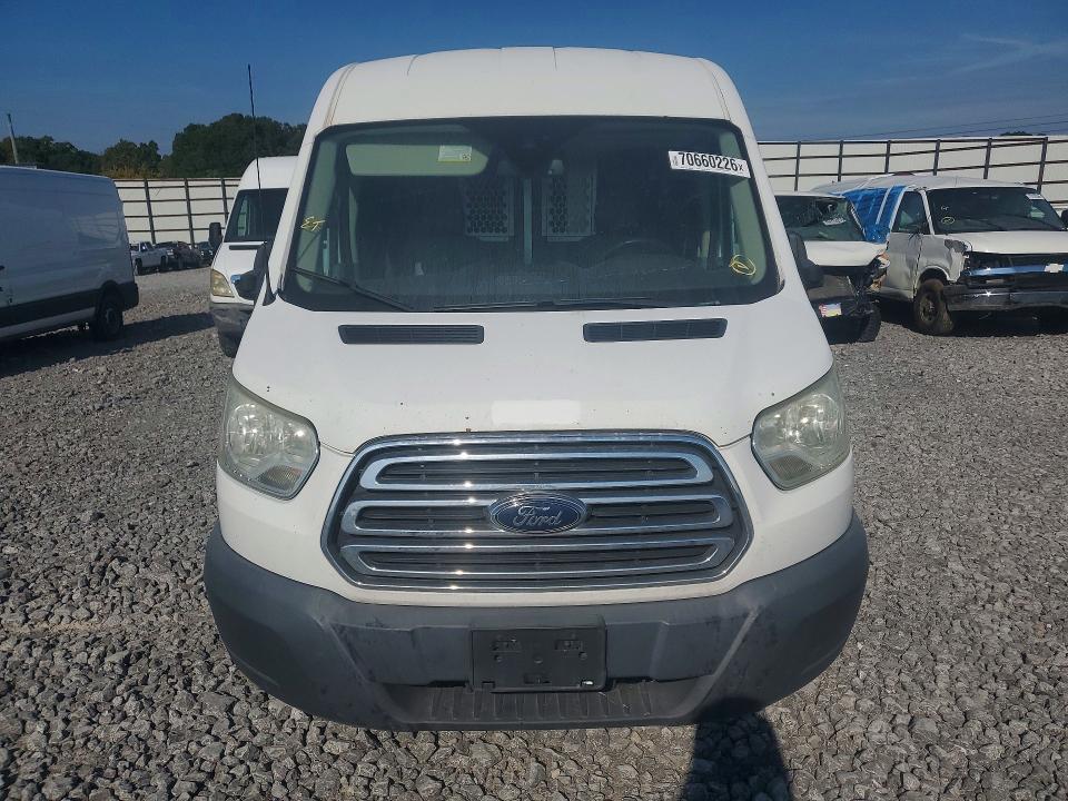 70660226 :رقم المزاد ، 1FTYE2CM1GKB15378 vin ، 2016 Ford Transit مزاد بيع