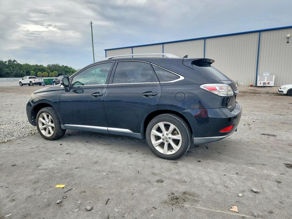 70792596 :رقم المزاد ، 2T2ZK1BA7AC027132 vin ، 2010 Lexus Rx مزاد بيع