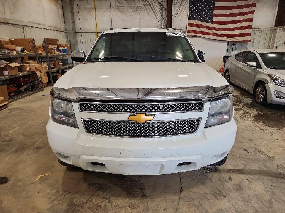 71695836 :رقم المزاد ، 3GNFK12358G170581 vin ، 2008 Chevrolet Avalanche مزاد بيع
