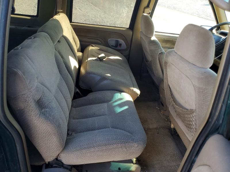 71430956 :رقم المزاد ، 3GKGK26J9VG500489 vin ، 1997 Gmc Suburban مزاد بيع