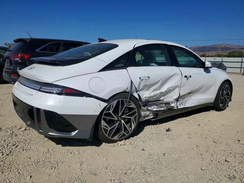2023 Hyundai Ioniq 6 მანქანა იყიდება აუქციონზე, vin: KMHM54AA2PA035530, აუქციონის ნომერი: 72235866