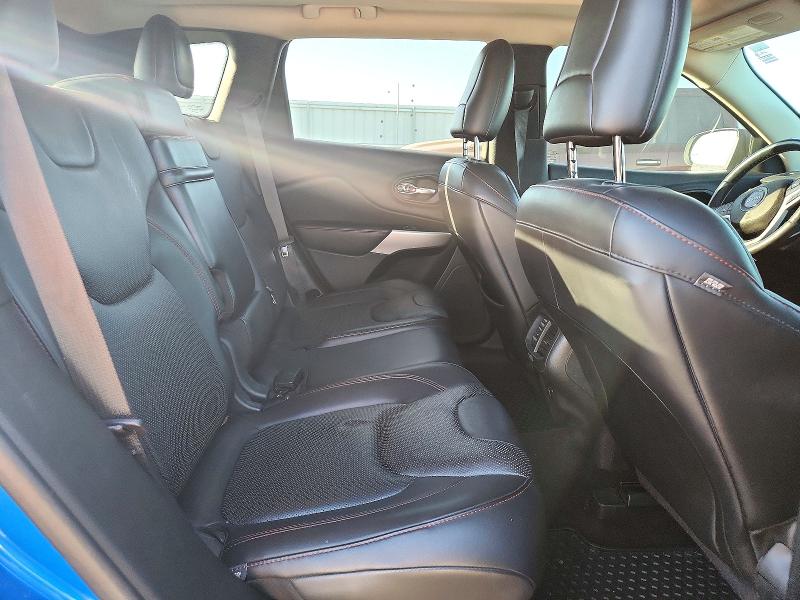 71749456 :رقم المزاد ، 1C4PJMBS1HW609057 vin ، 2017 Jeep Cherokee مزاد بيع
