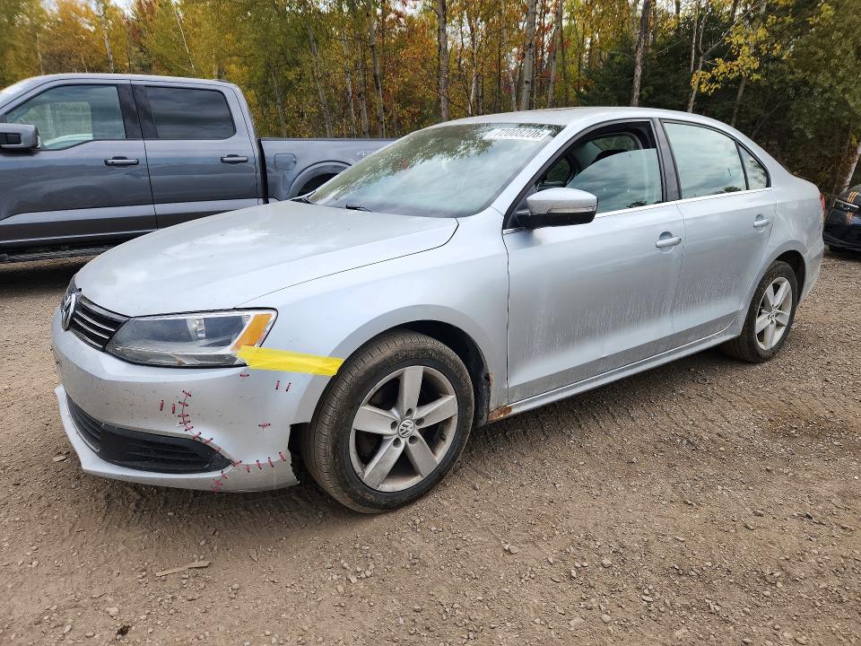 2013 Volkswagen Jetta მანქანა იყიდება აუქციონზე, vin: 3VWLL7AJ3DM381461, აუქციონის ნომერი: 72008206