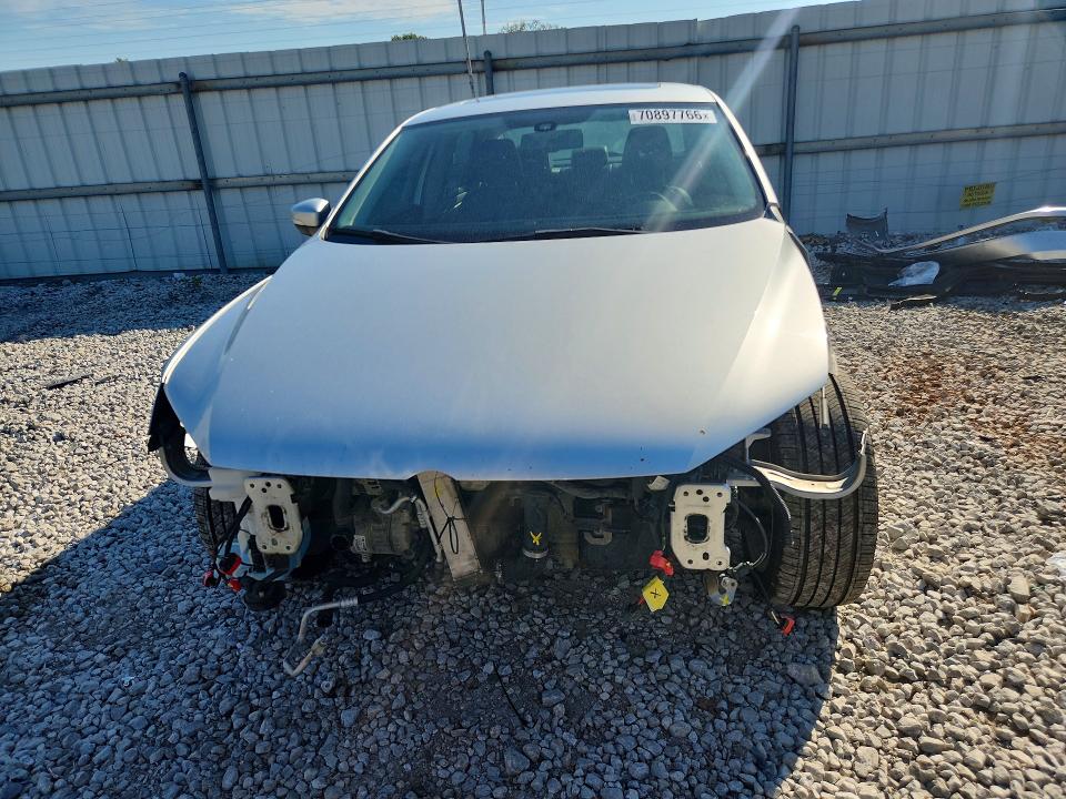 70897766 :رقم المزاد ، 1VWBN7A30EC054722 vin ، 2014 Volkswagen Passat مزاد بيع