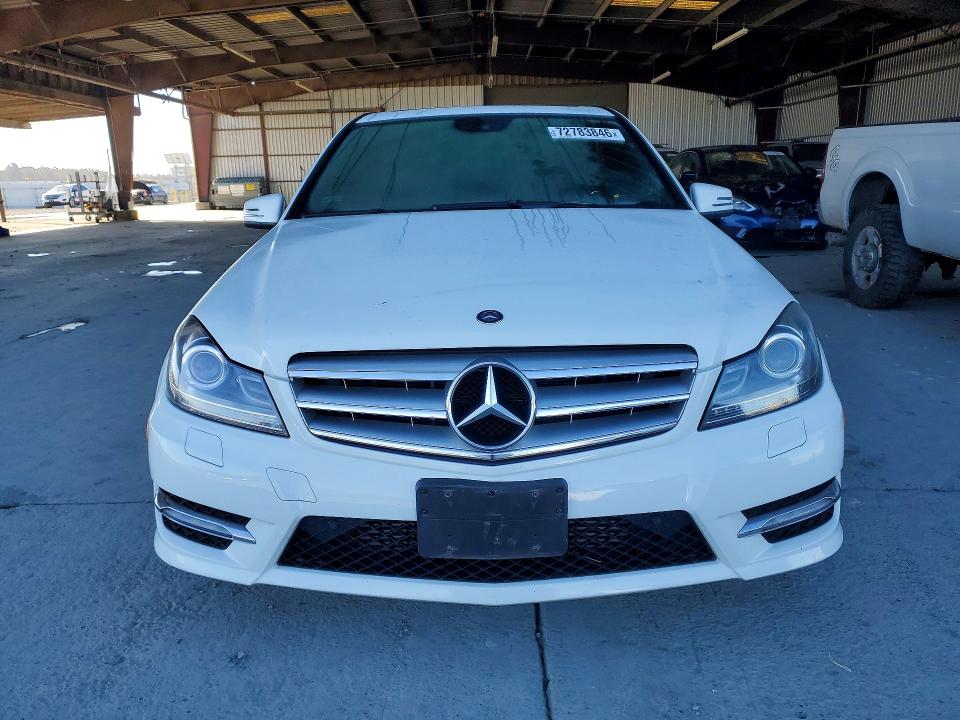 Продажа на аукционе авто 2012 Mercedes-benz C, vin: WDDGF4HB9CR192275, номер лота: 72783846