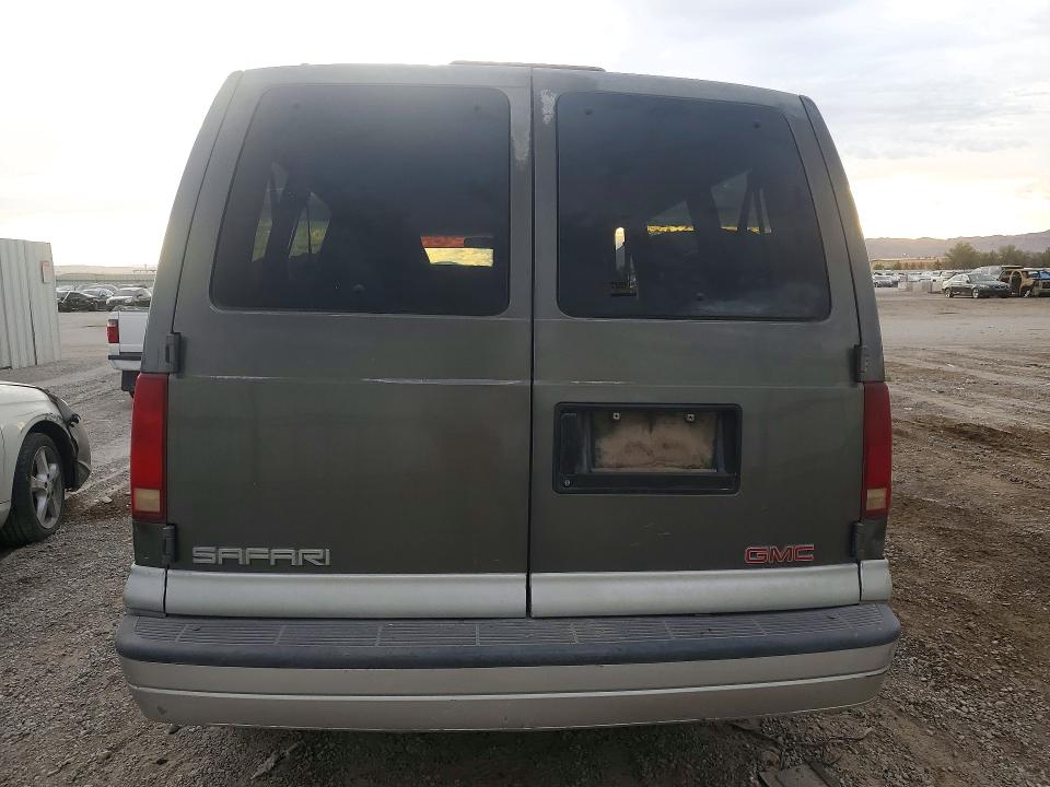 65404896 :رقم المزاد ، 1GKDM19W1YB517640 vin ، 2000 Gmc Safari مزاد بيع